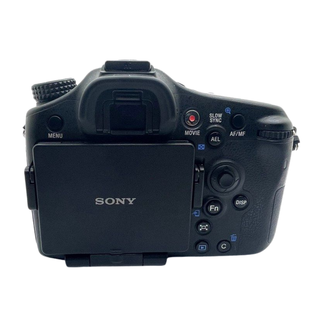Sony Alpha A77 ii 24.3MP Mirrorless Camera w/Lens 18-250mm