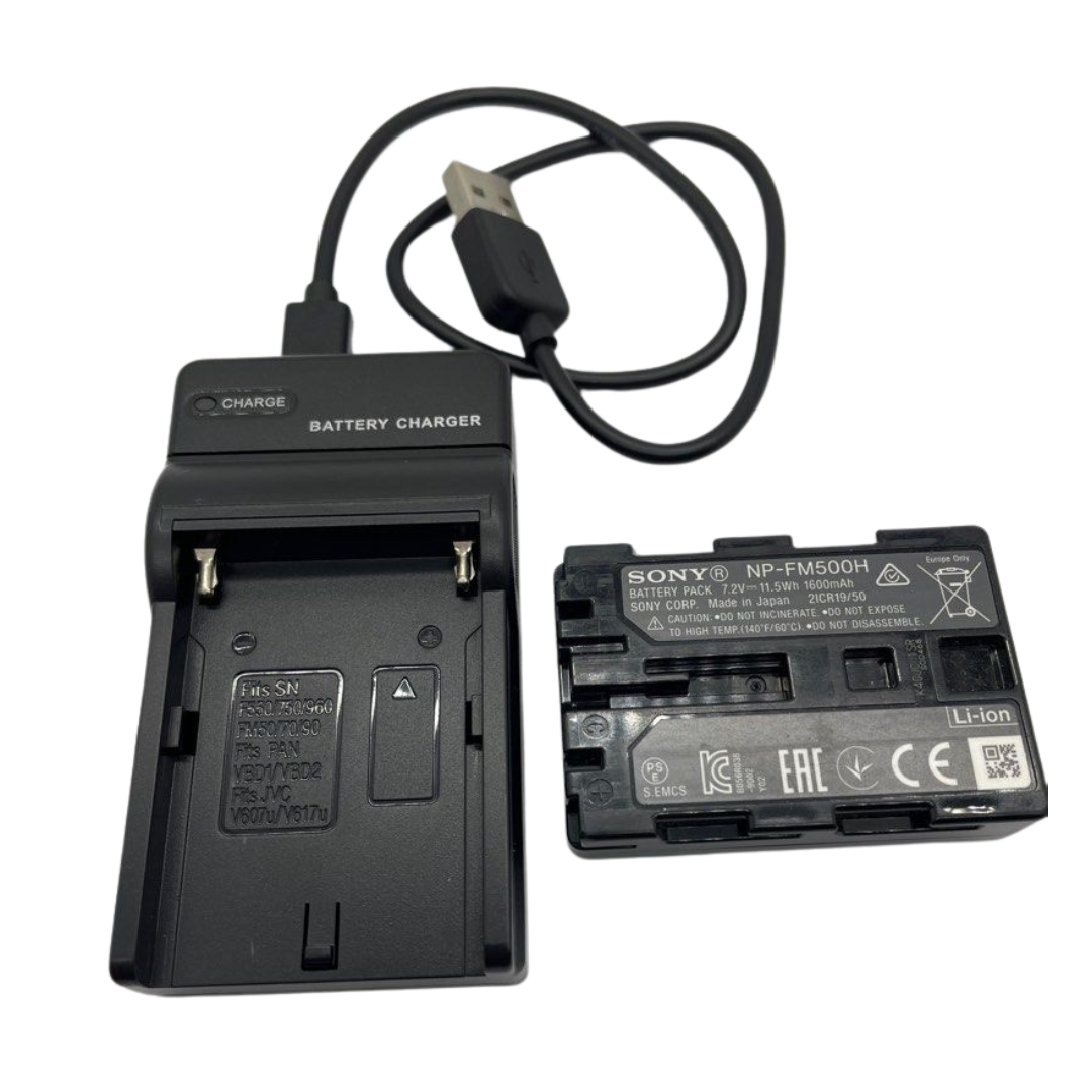 Sony Alpha A77 ii 24.3MP Mirrorless Camera w/Lens 18-250mm