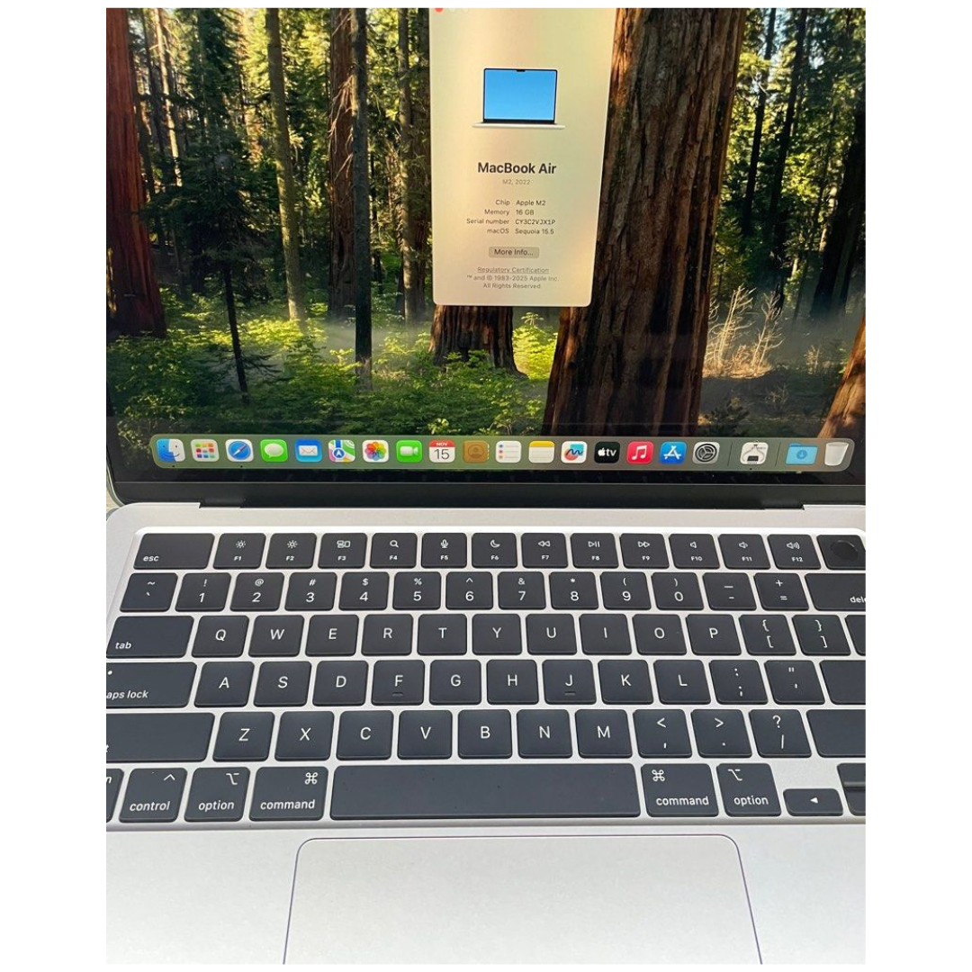 Apple MacBook Air (2022, M2) 16Gb | 256GB | 13”