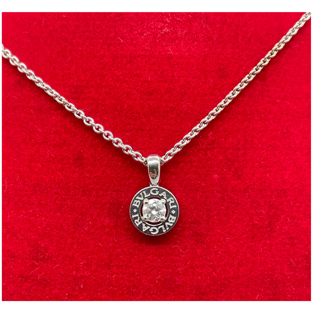 Bvlgari 750 White Gold Diamond Necklace Secondary image