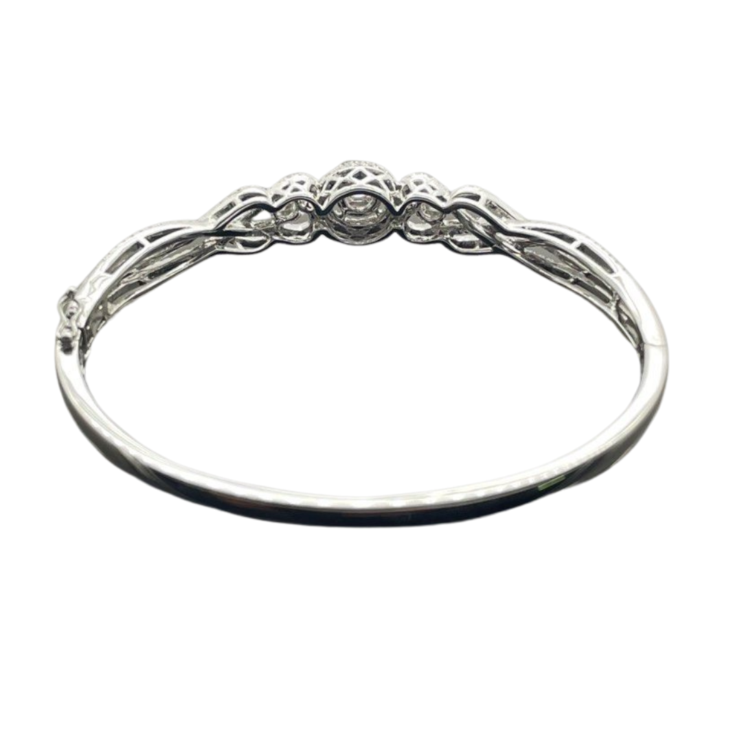 750 White Gold Diamond Bangle