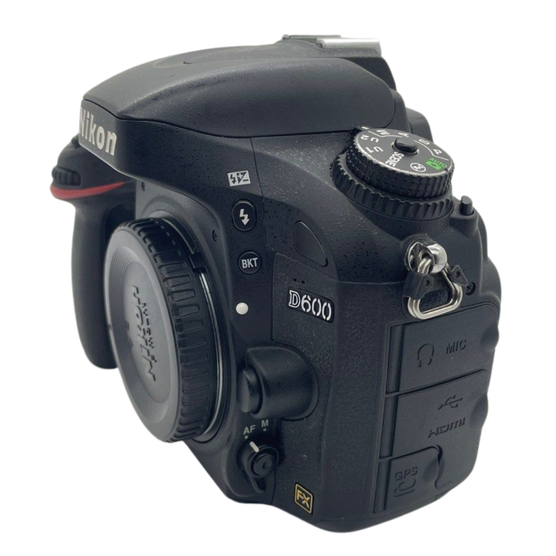 Nikon D600 Full-Frame DSLR Camera 24.3 Megapixel (BODY ONLY)