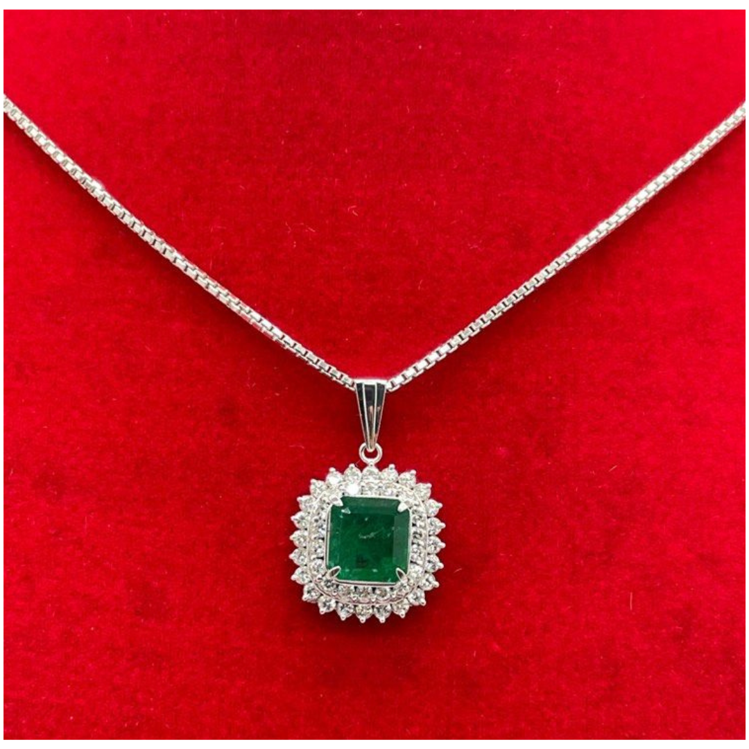 PT900 Natural Emerald & Diamond Necklace
