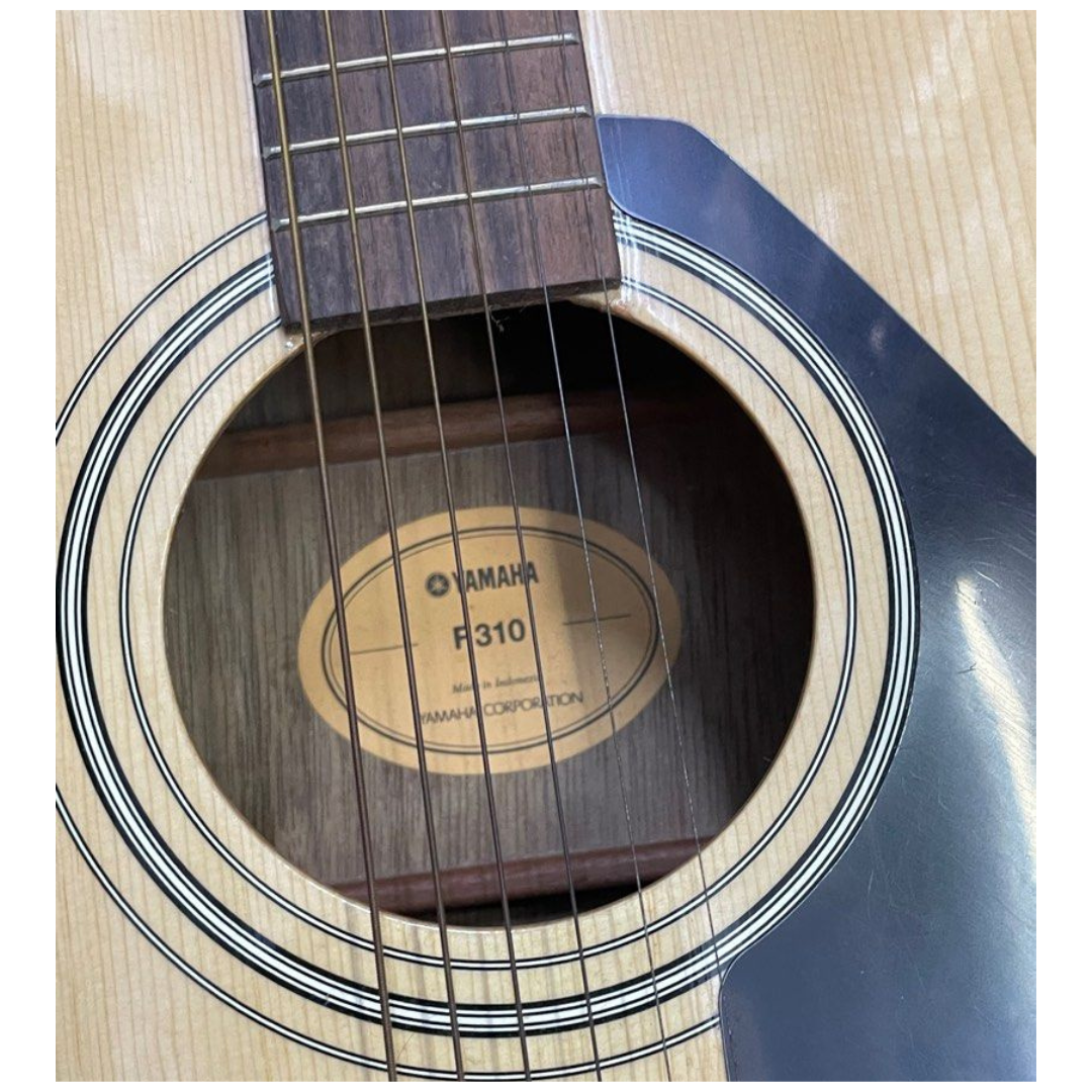 Yamaha F310 Acoustic Guitar