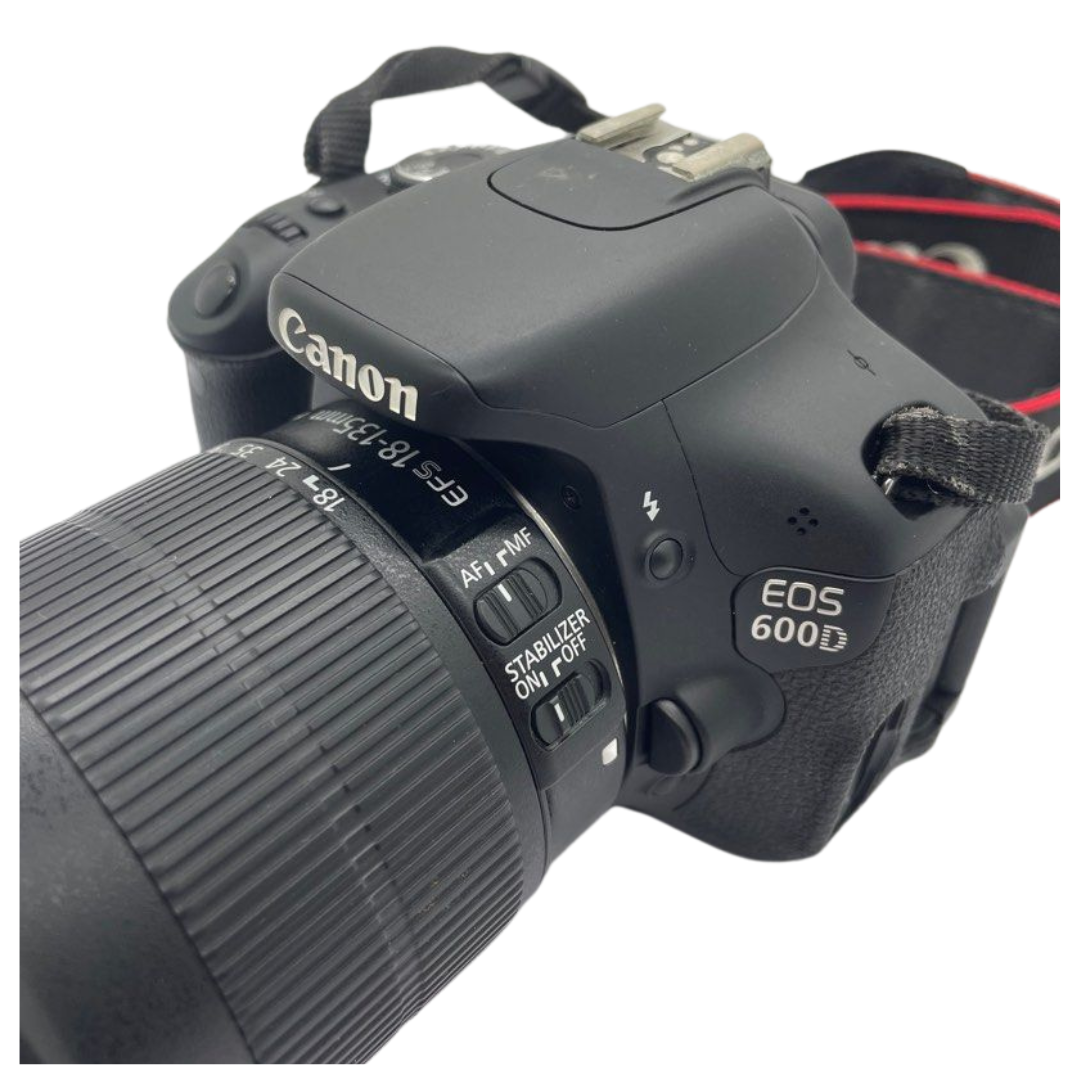 Canon EOS 600D DSLR Camera w/Lens 18-135mm