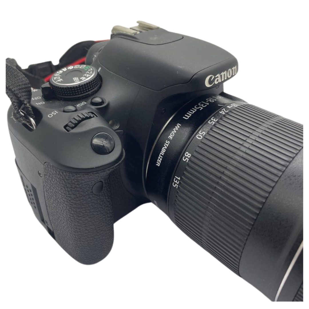 Canon EOS 600D DSLR Camera w/Lens 18-135mm