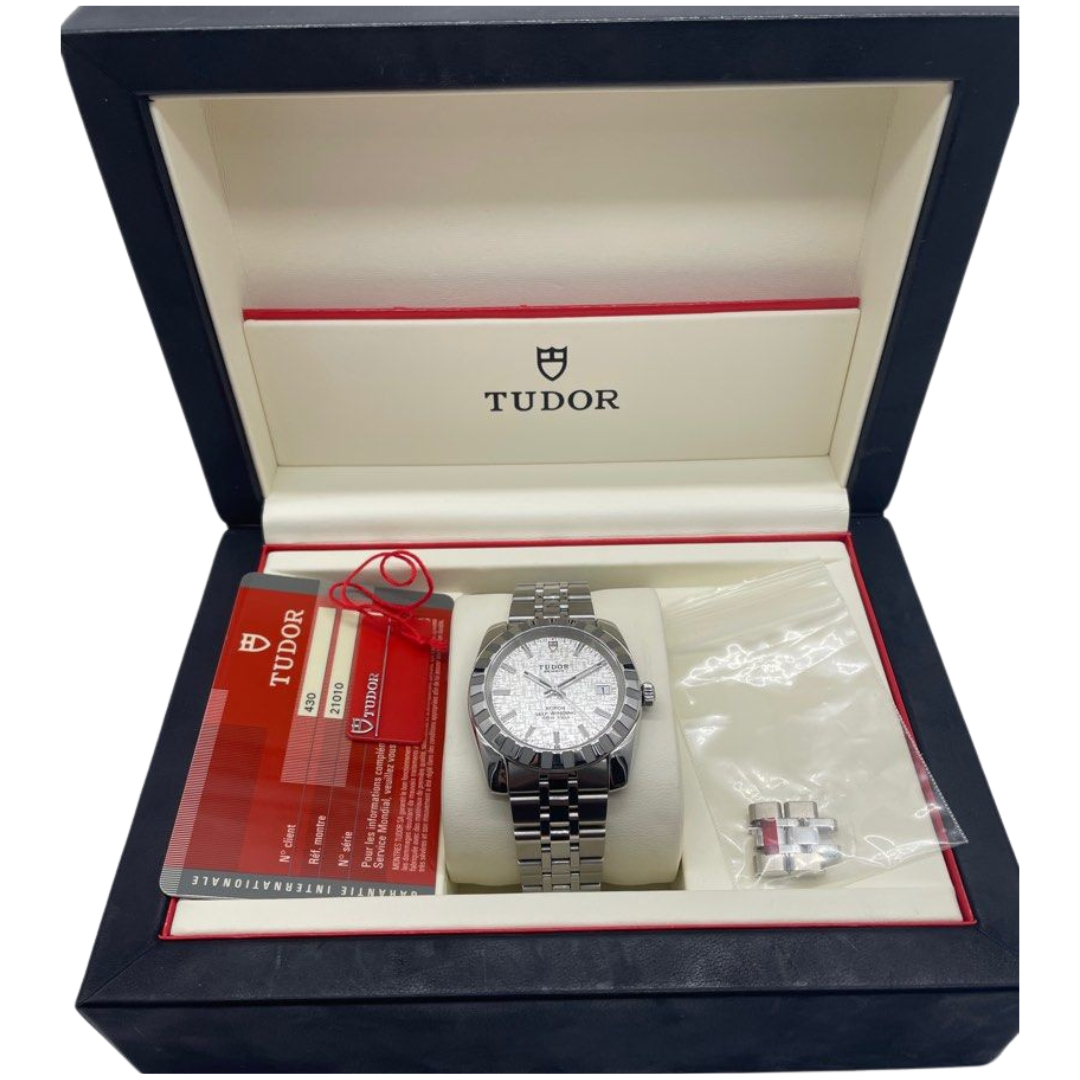 Tudor Classic 38mm Automatic Silver Dial Watch 21010