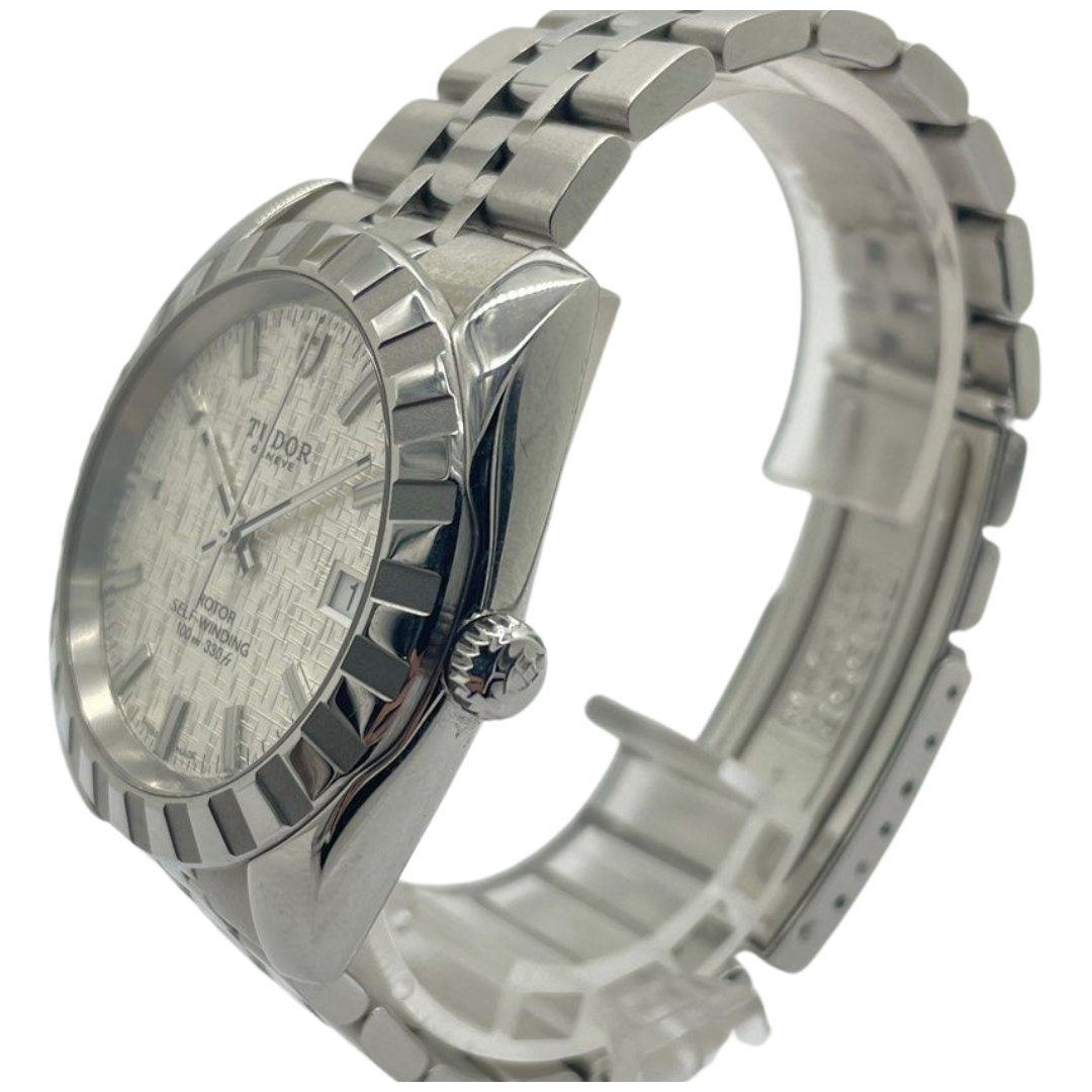 Tudor Classic 38mm Automatic Silver Dial Watch 21010