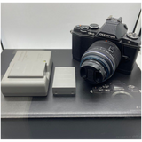Olympus OM-D E-M5 Mirrorless Camera w/14-42mm Lens