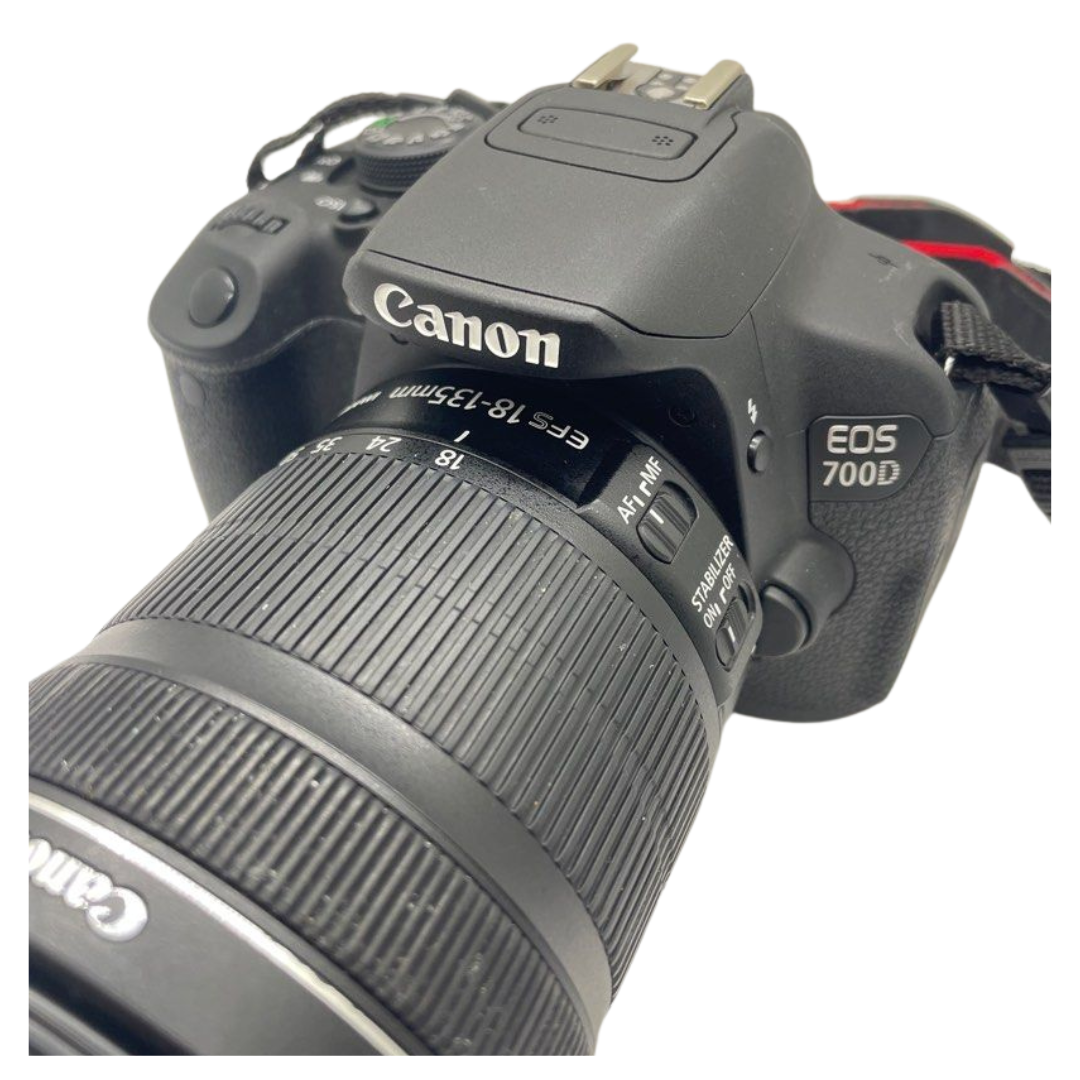 Canon EOS 700D 18MP Digital SLR Camera (Black) with 18-135mm STM Lens