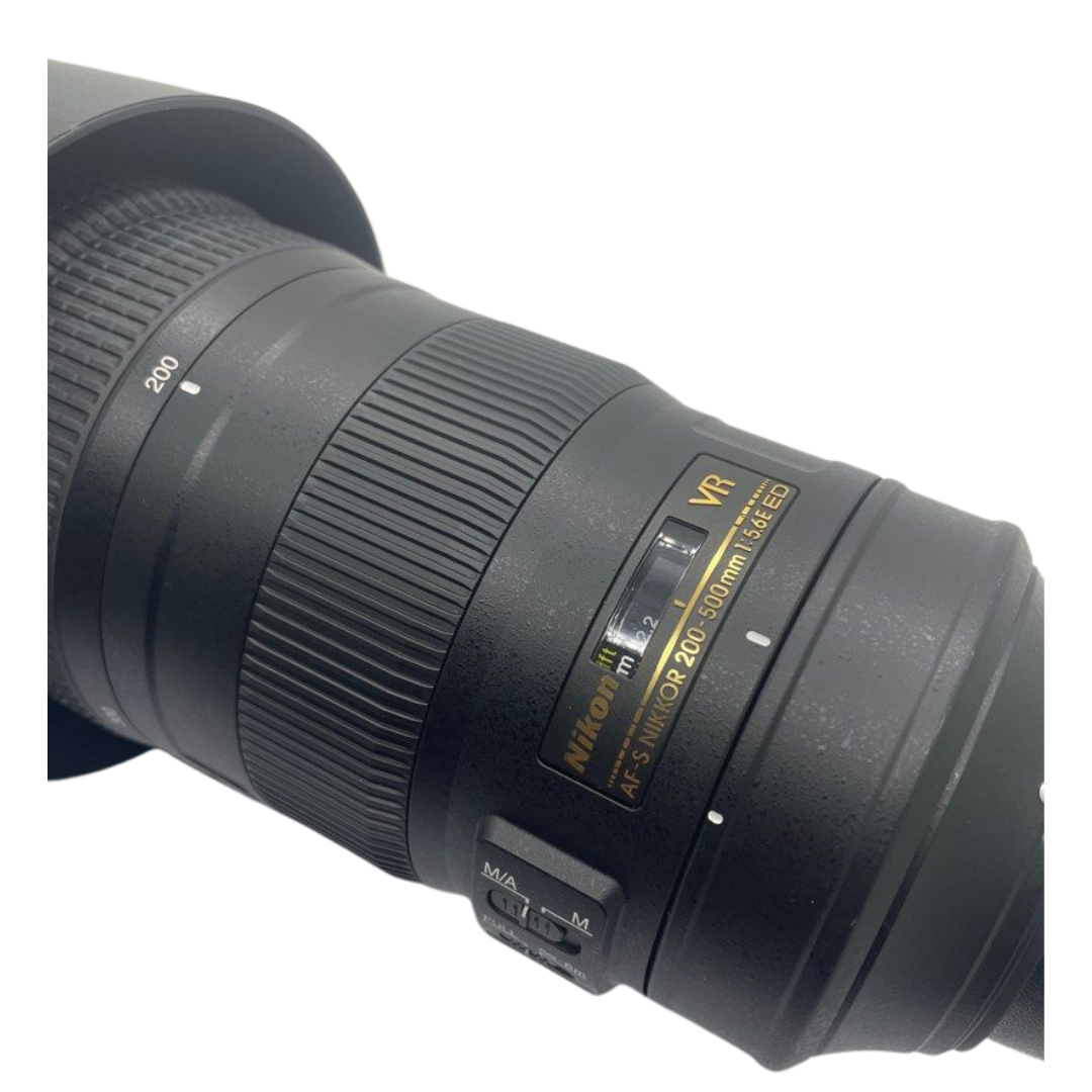 Nikon AF-S FX NIKKOR 200-500mm f/5.6E ED Vibration Reduction Zoom Lens with Auto Focus for Nikon DSLR Cameras Black