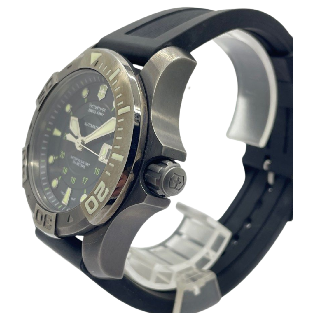 Victorinox Swiss Army Dive Master 500 43mm Automatic Black Dial Watch