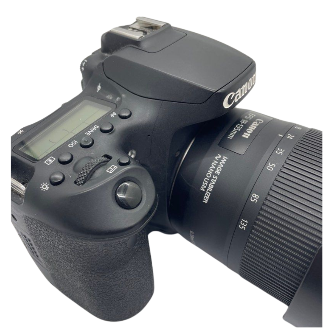 Canon EOS 90D 32.5MP DSLR Camera with EFS 18-135mm Lens