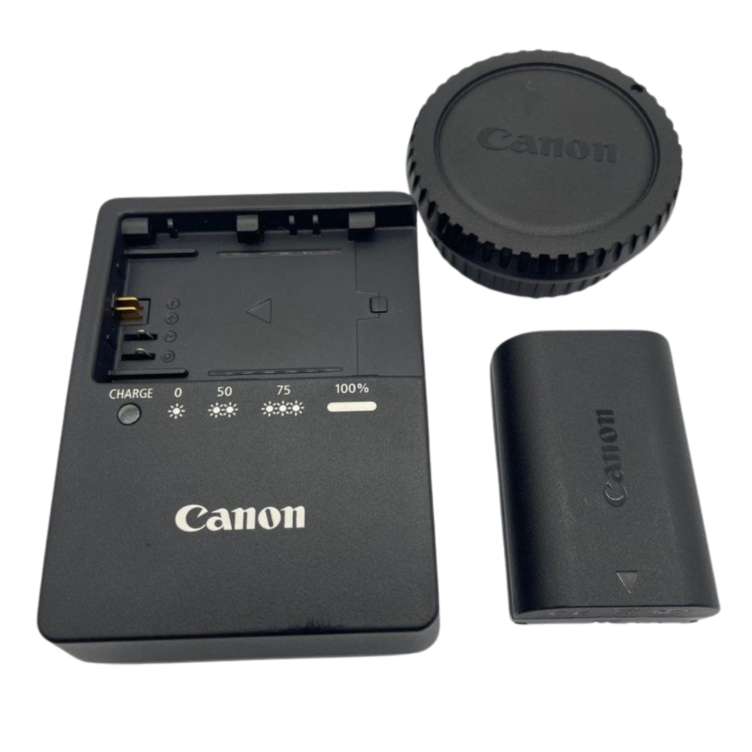 Canon EOS 90D 32.5MP DSLR Camera with EFS 18-135mm Lens