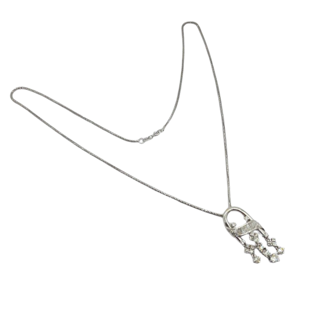 750 White Gold Natural Diamond Necklace