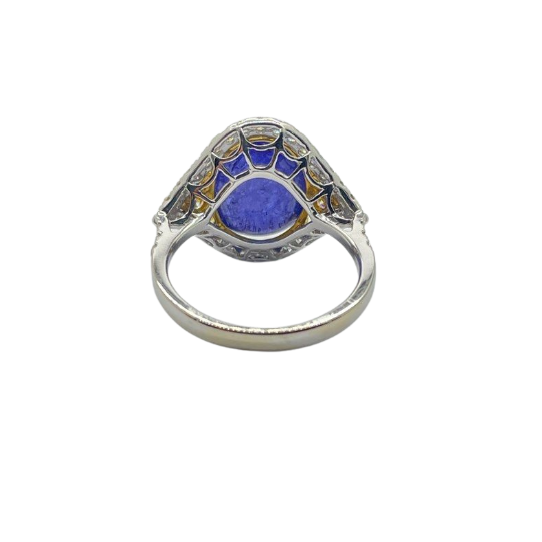 750 White Gold Natural Tanzanite & Diamond Ring