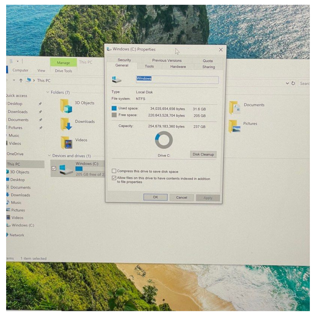 Microsoft Surface Pro 5 12.3" (1807) Intel Core I5-7300 2.6GHz, 8GB RAM, 256GB SSD, with Keyboard