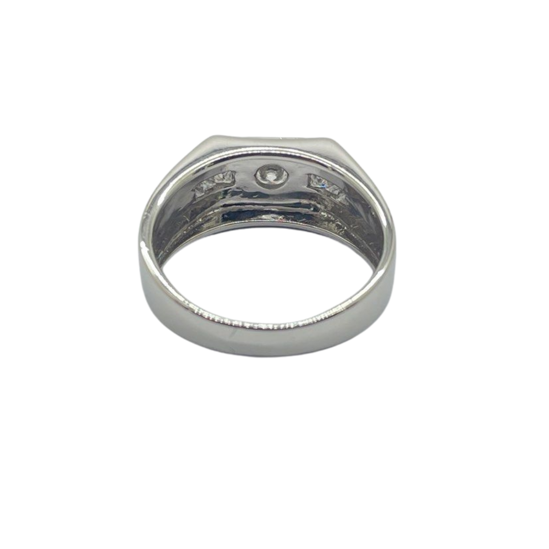 750 White Gold Natural Diamond Men’s Ring