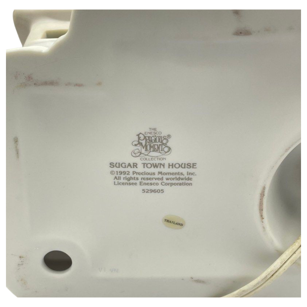 Precious Moments Sugar Town House 529605 Night Light