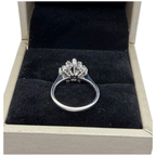750 White Gold Natural Sapphire & Diamond Ring