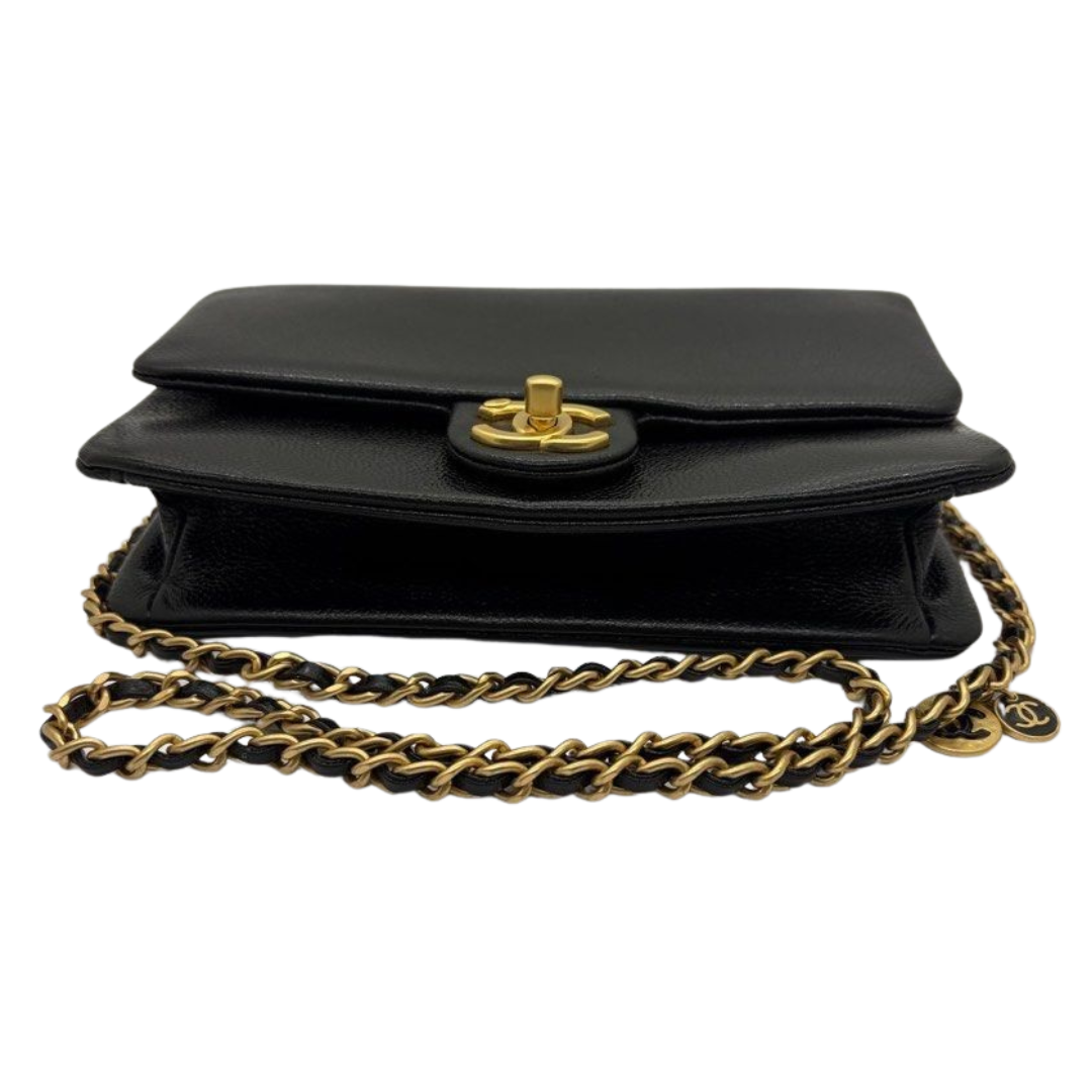 CHANEL CC Turn-lock Chain Shoulder Bag