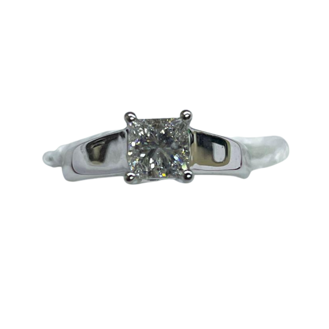 18K White Gold Natural Diamond Ring, D1= 0.90carat