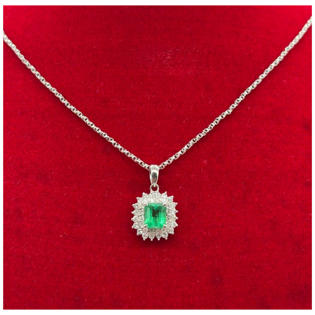 PT850/900 Natural Emerald (Colombia) & Diamond Necklace