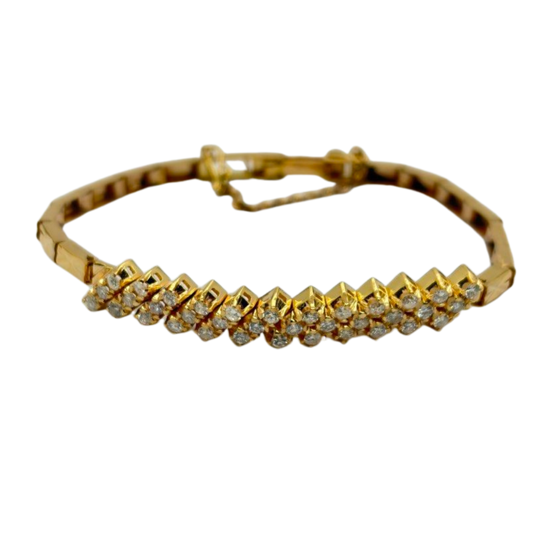 18K Yellow Gold Natural Diamond Bracelet Secondary image