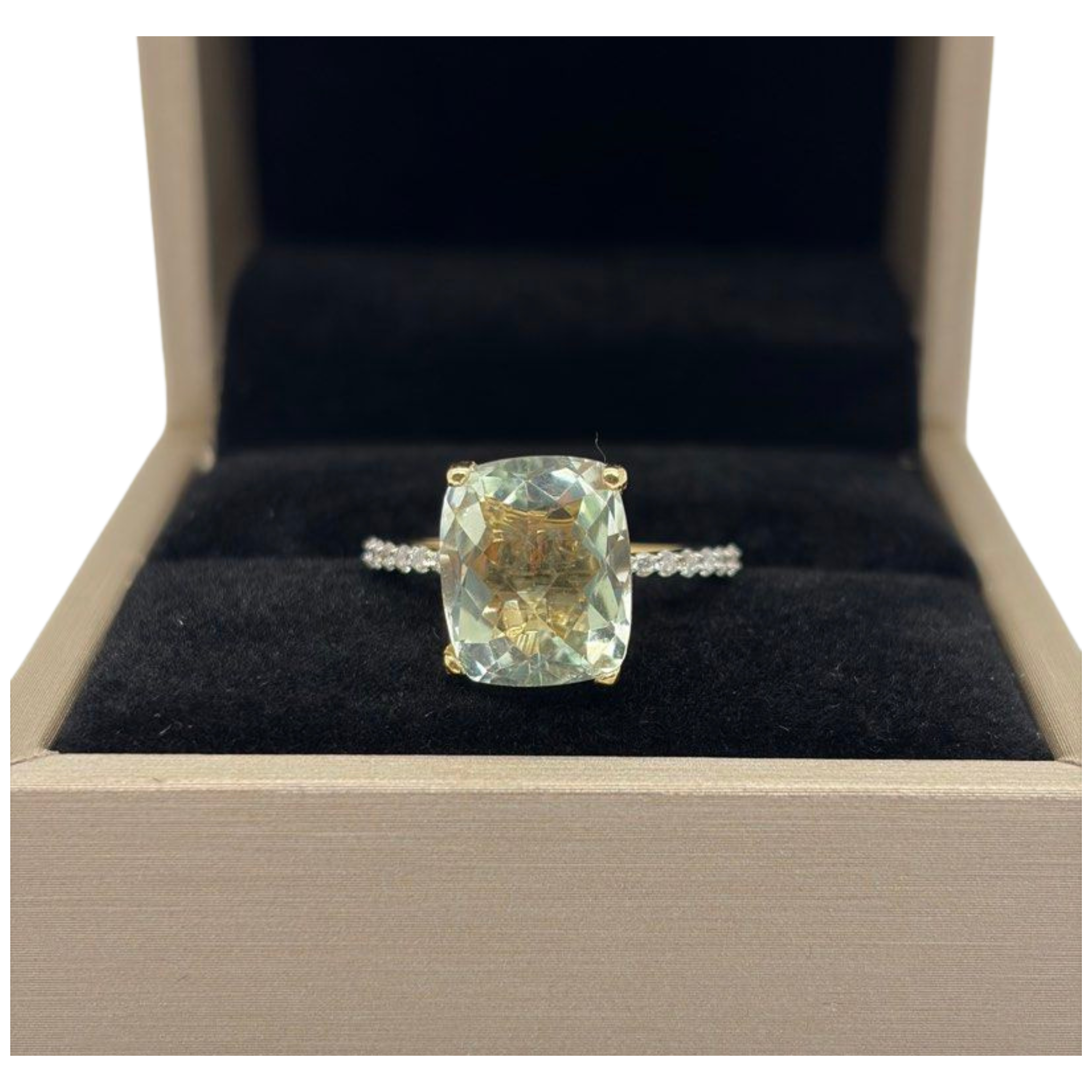 18K Yellow Gold Aquamarine & Diamond Ring Secondary image