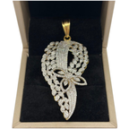 750 Yellow Gold Natural Diamond Pendant