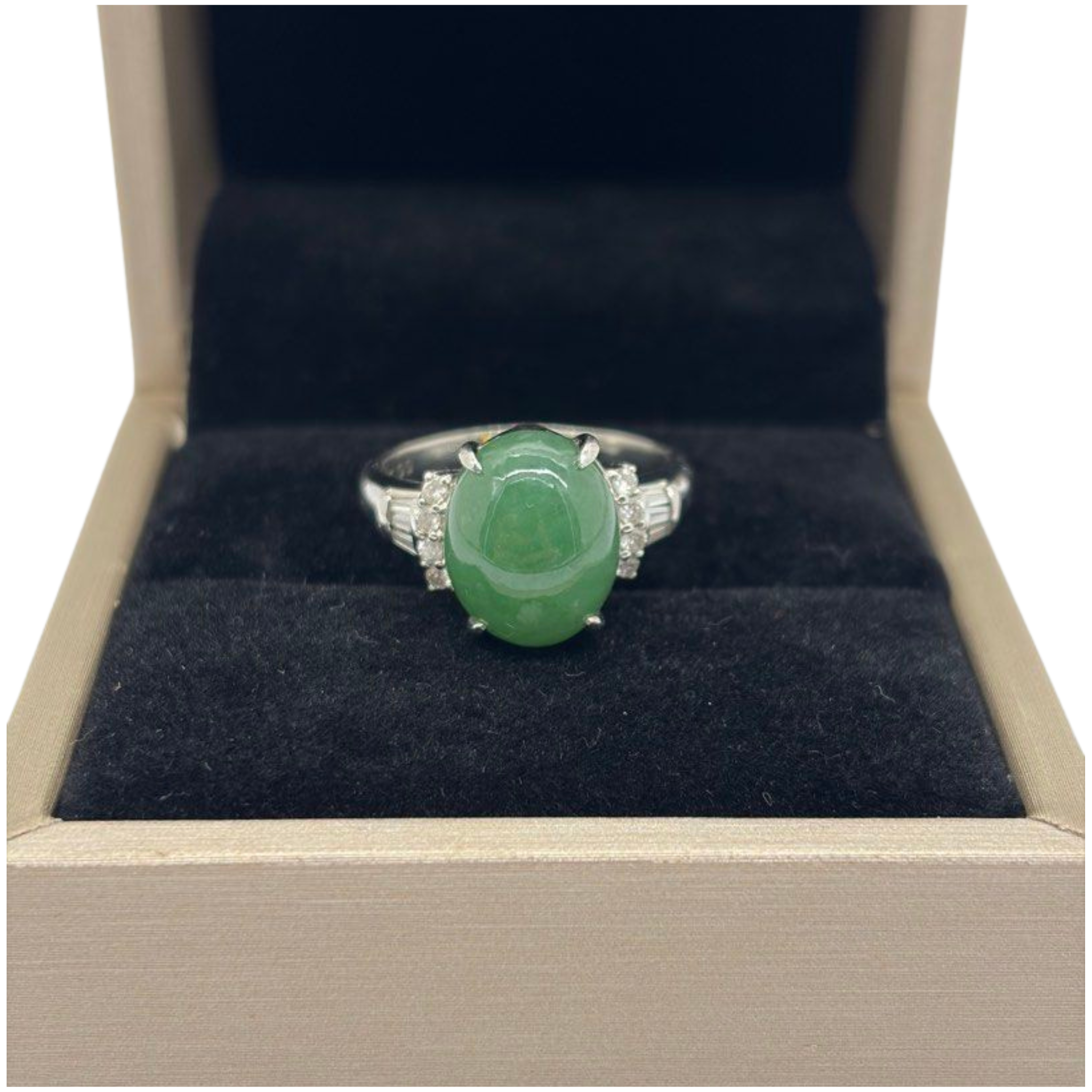 PT900 Natural Jadeite (Type-A) & Diamond Ladies Ring