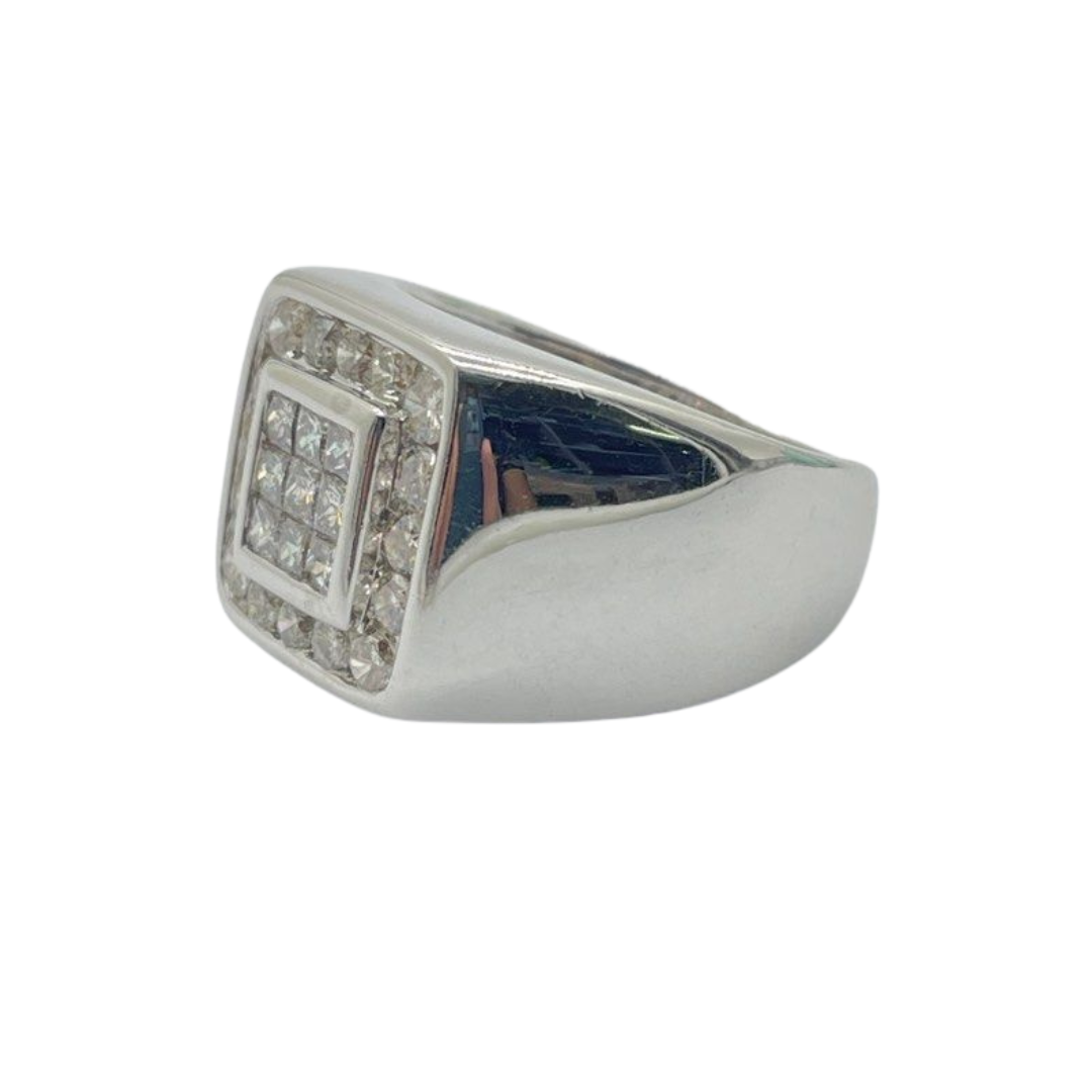 18K White Gold Natural Diamond Men’s Ring