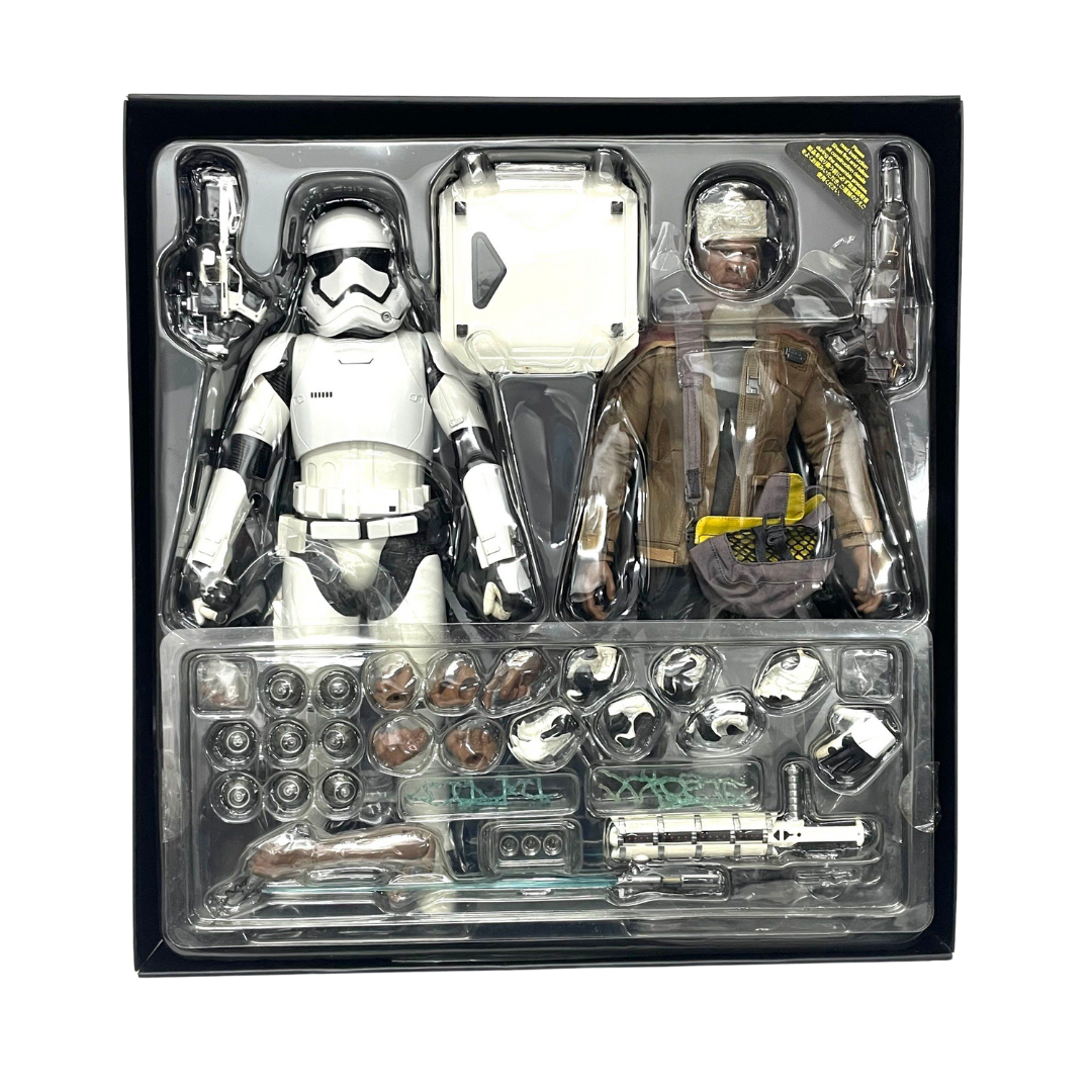 Hot Toys MMS346, Star Wars Finn and First Order Riot Control Stormtrooper Figure