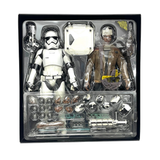 Hot Toys MMS346, Star Wars Finn and First Order Riot Control Stormtrooper Figure