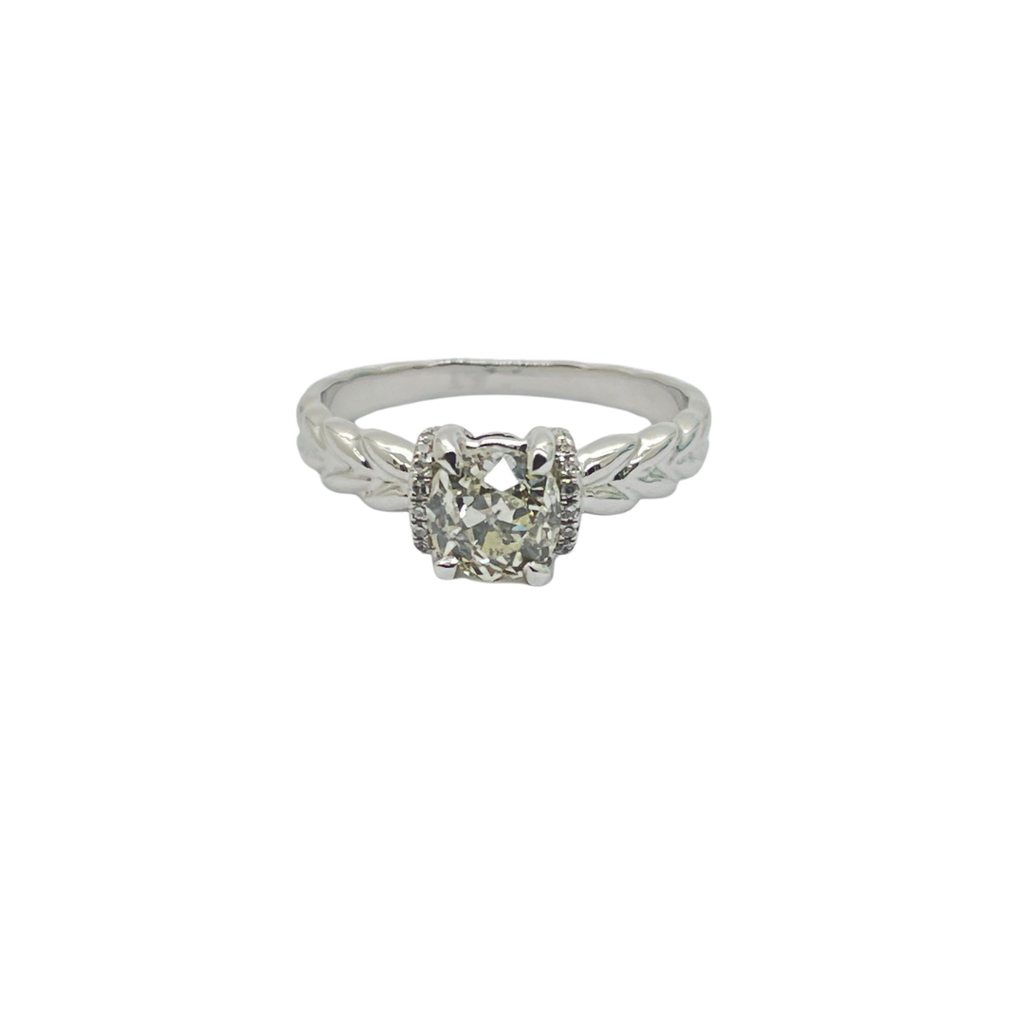 18K White Gold Natural Diamond Ring