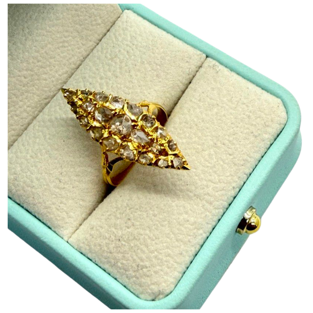 Yellow Gold Peranakan Intan Lady's Ring