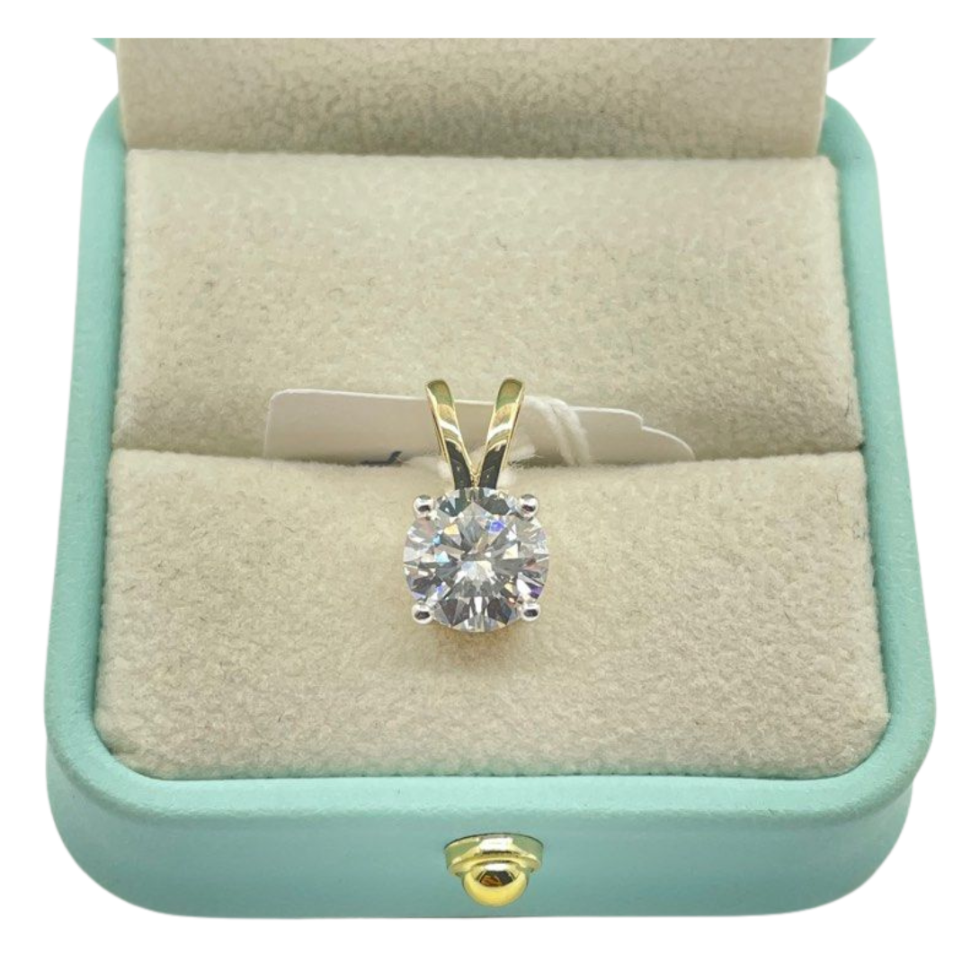 14K Yellow Gold Lab-Grown Diamond Pendant Main image