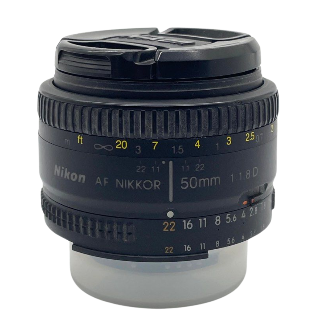 Nikon AF FX NIKKOR 50mm f/1.8D Lens with Auto Focus for Nikon DSLR Cameras
