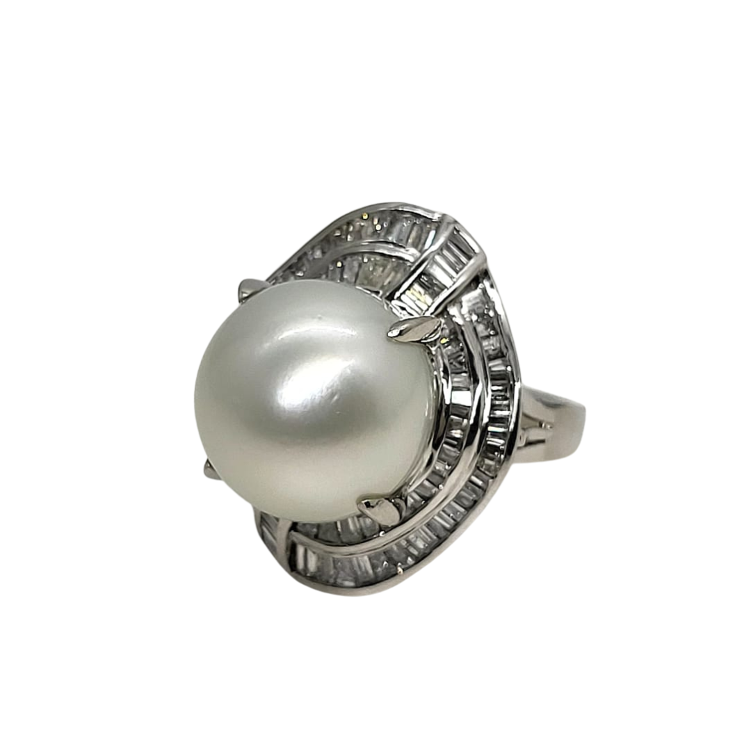 Natural South Sea Pearl & Diamond Ladies Ring set in PT900 with Cert