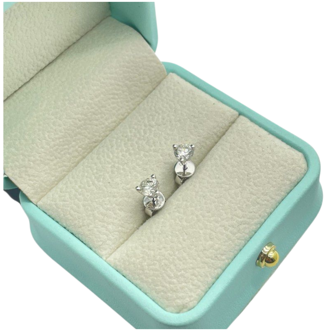 750 White Gold Natural Diamond Earring, D2=0.73carat
