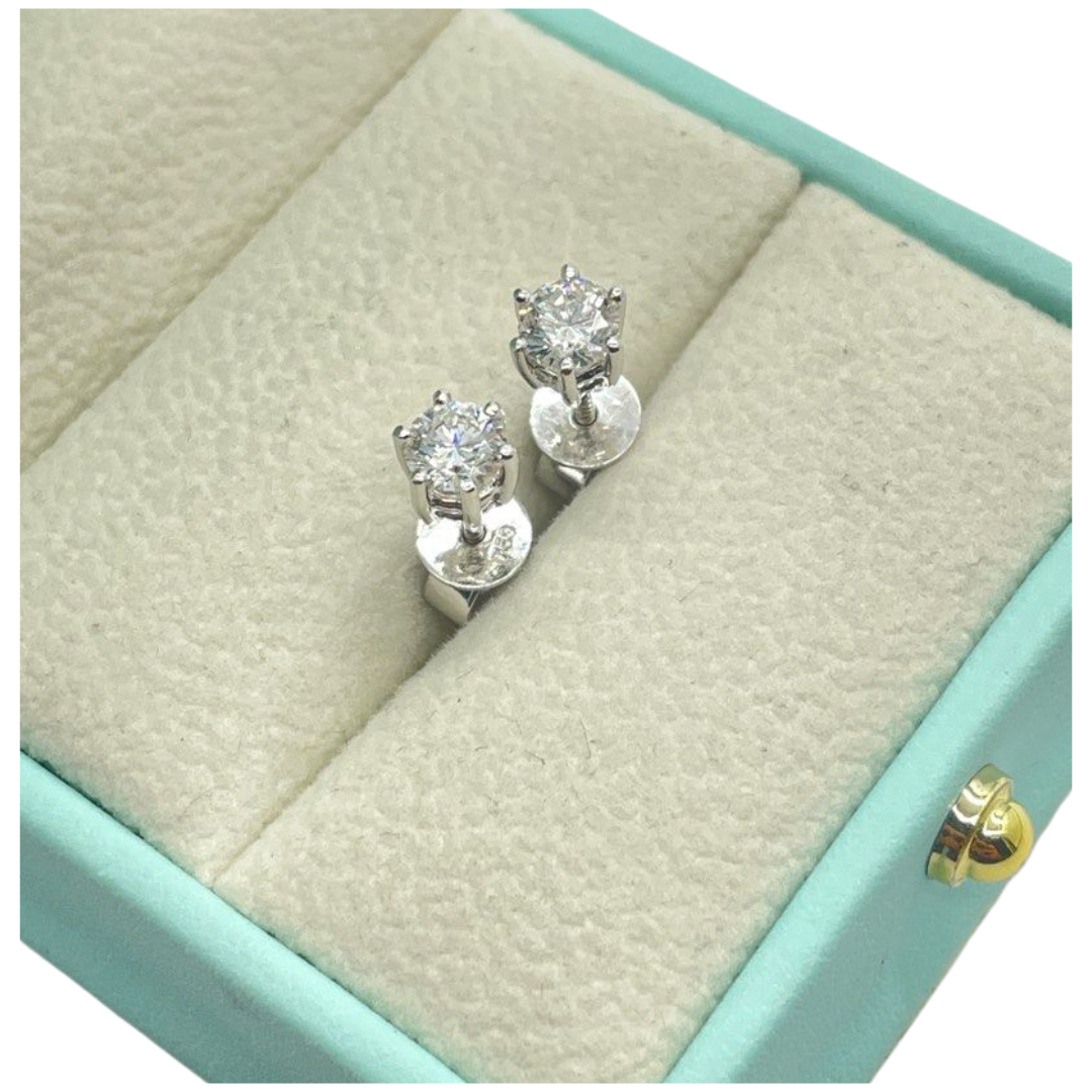 750 White Gold Natural Diamond Earring