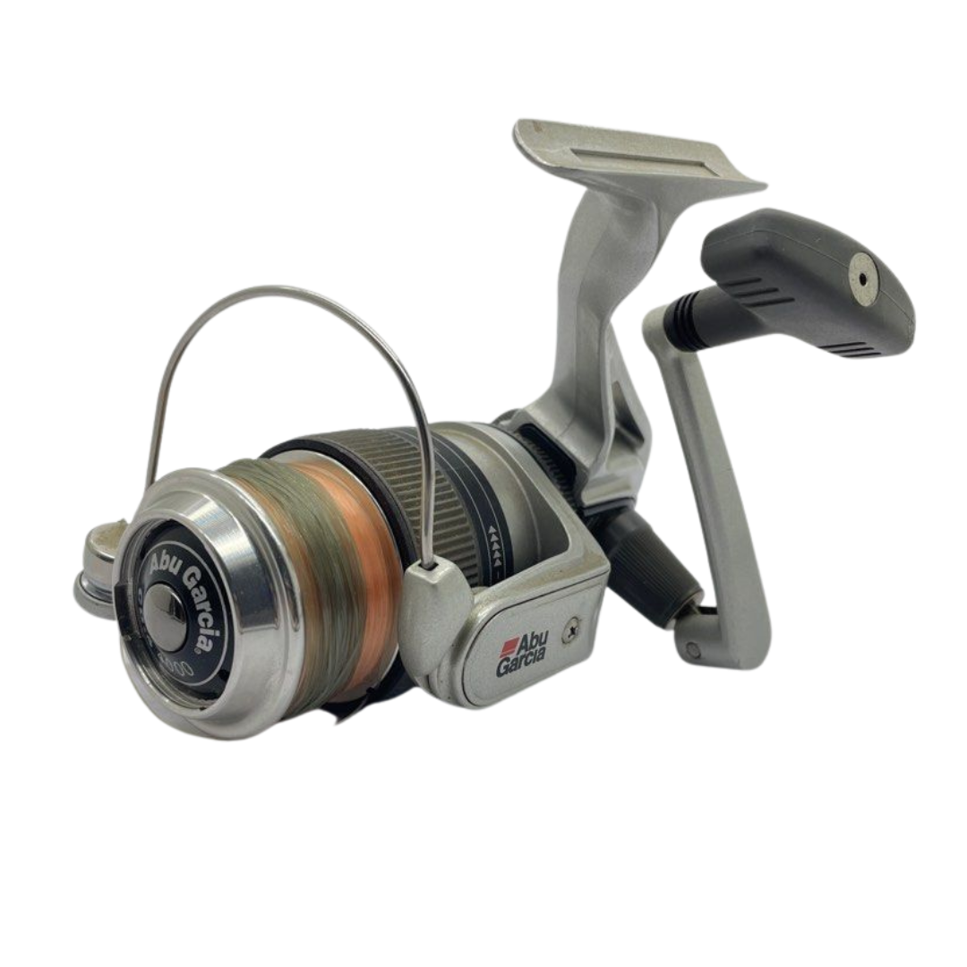 Abu Garcia CD4-4000 Center Drag Spinning Reel