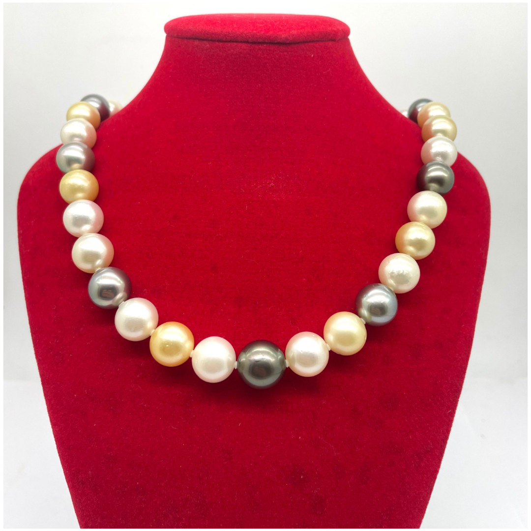 Natural South Sea Cultured Pearls Necklace, Silver Clasp
