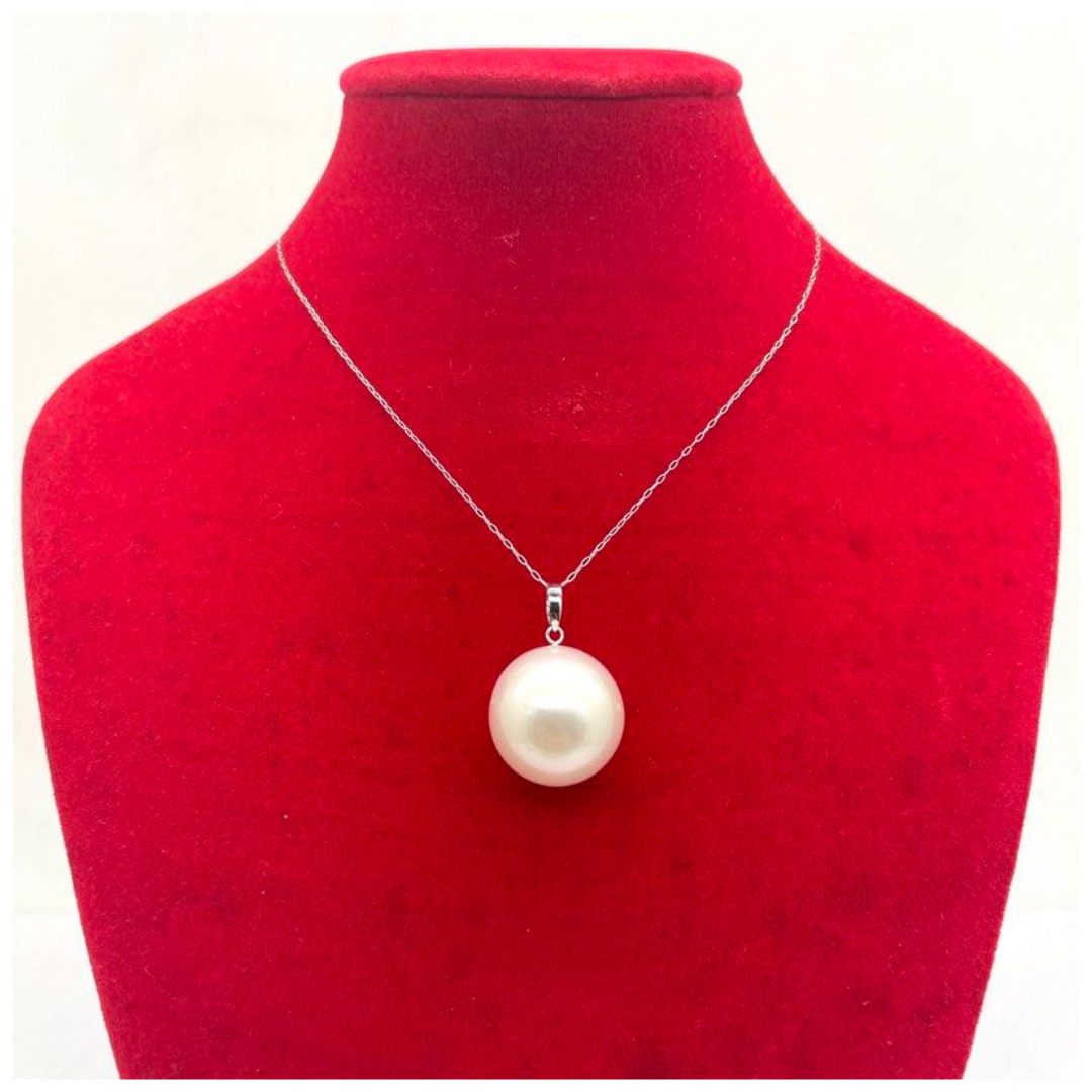 18K White Gold Natural White South Sea Pearl Necklace