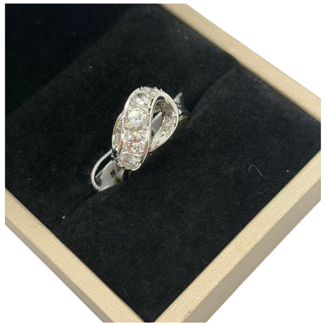 18K White Gold Natural Diamond Ring