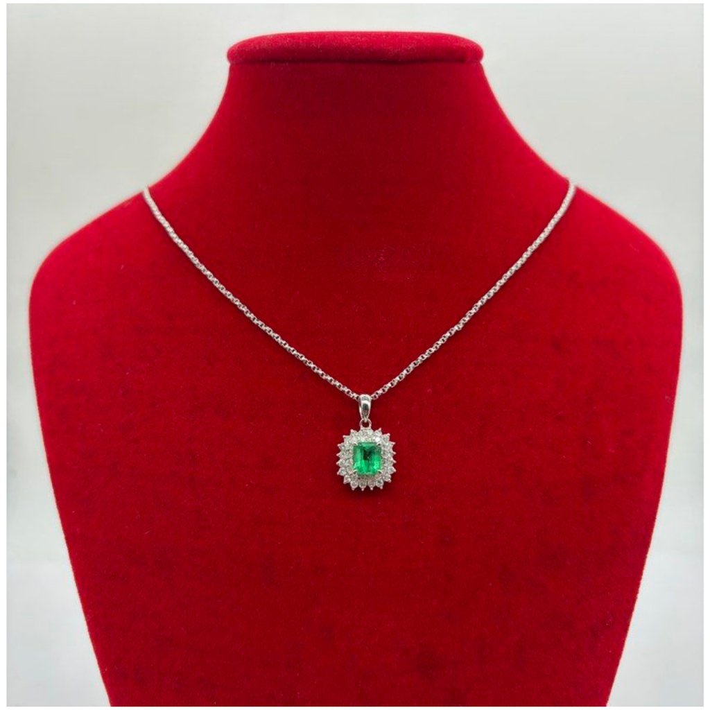 PT850/900 Natural Emerald (Colombia) & Diamond Necklace