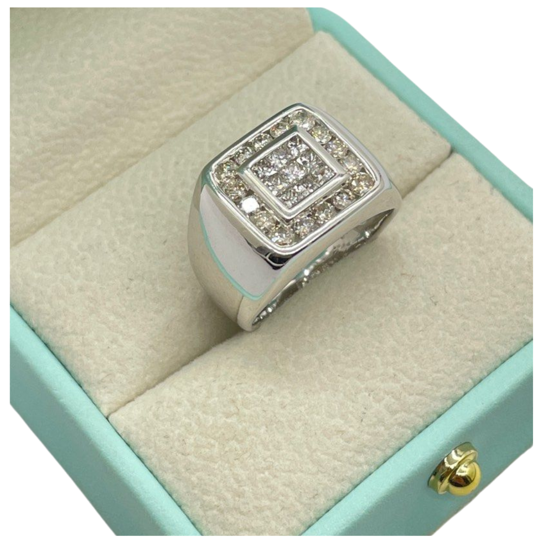 18K White Gold Natural Diamond Men’s Ring Main image