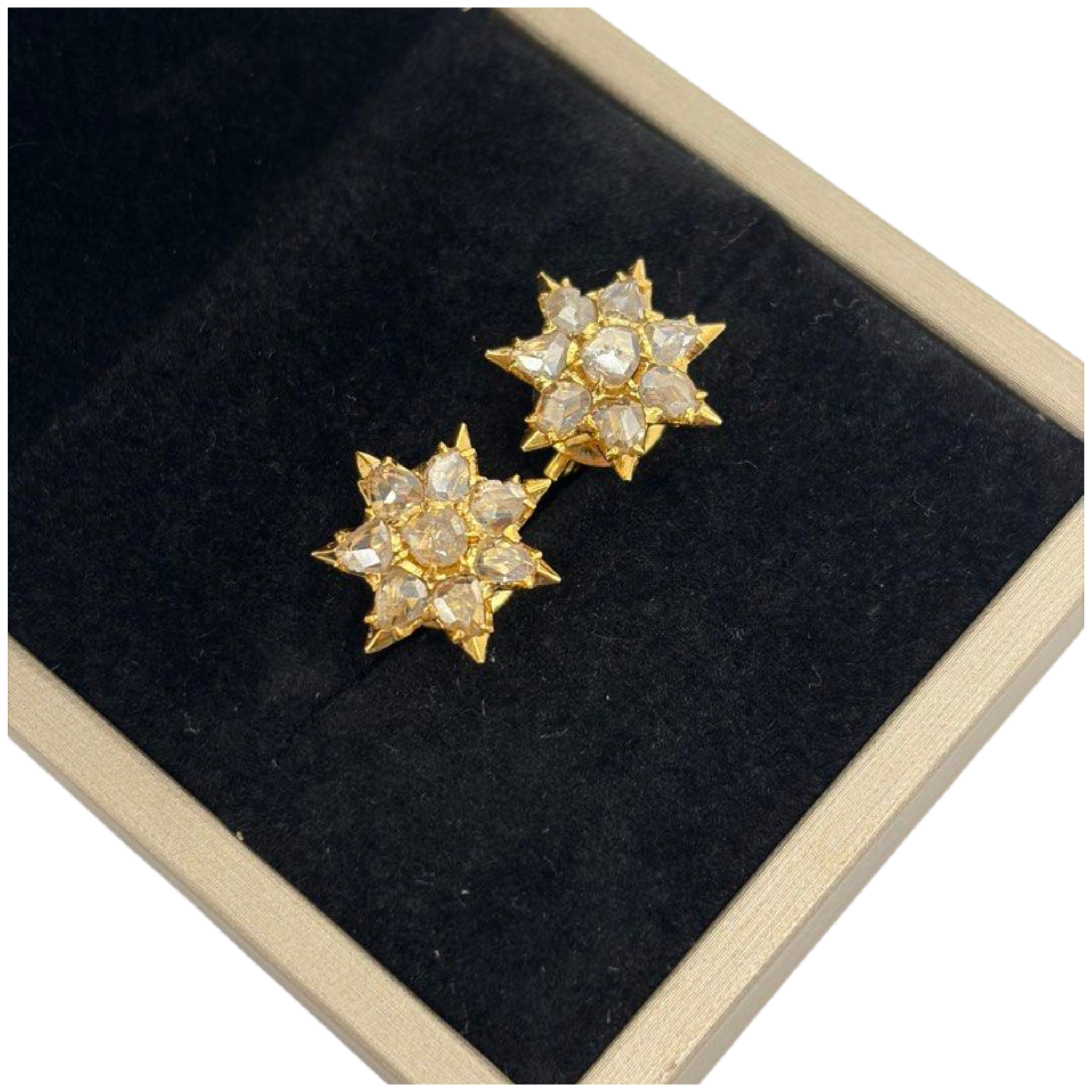 18K Yellow Gold Intan Earring