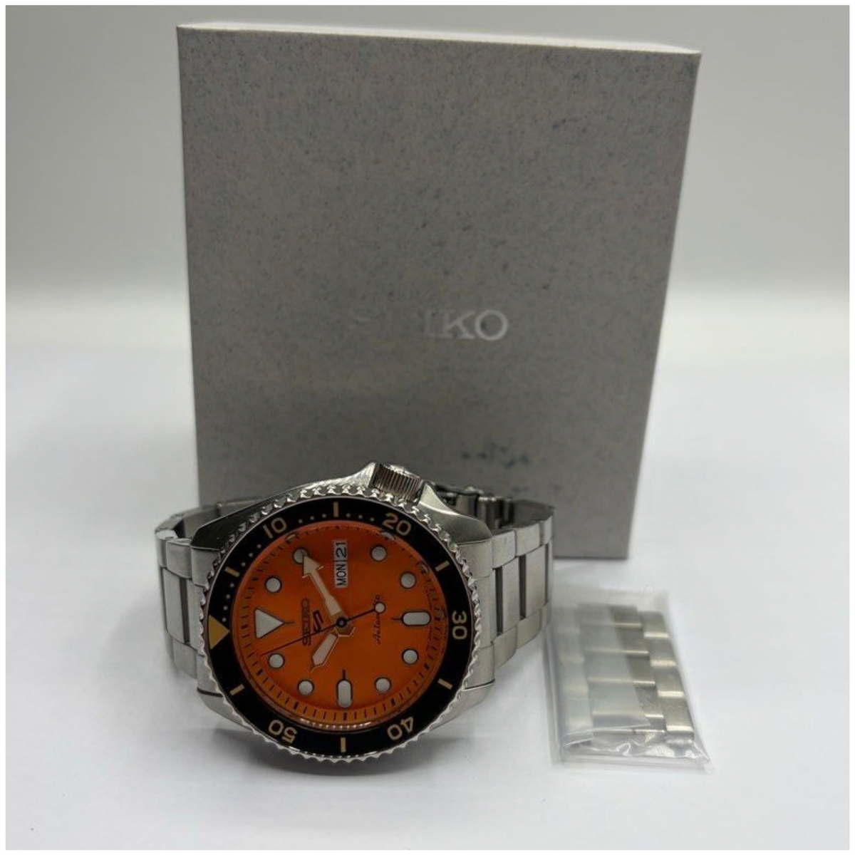 Seiko SRPD59 42.5mm Automatic Orange Dial Watch