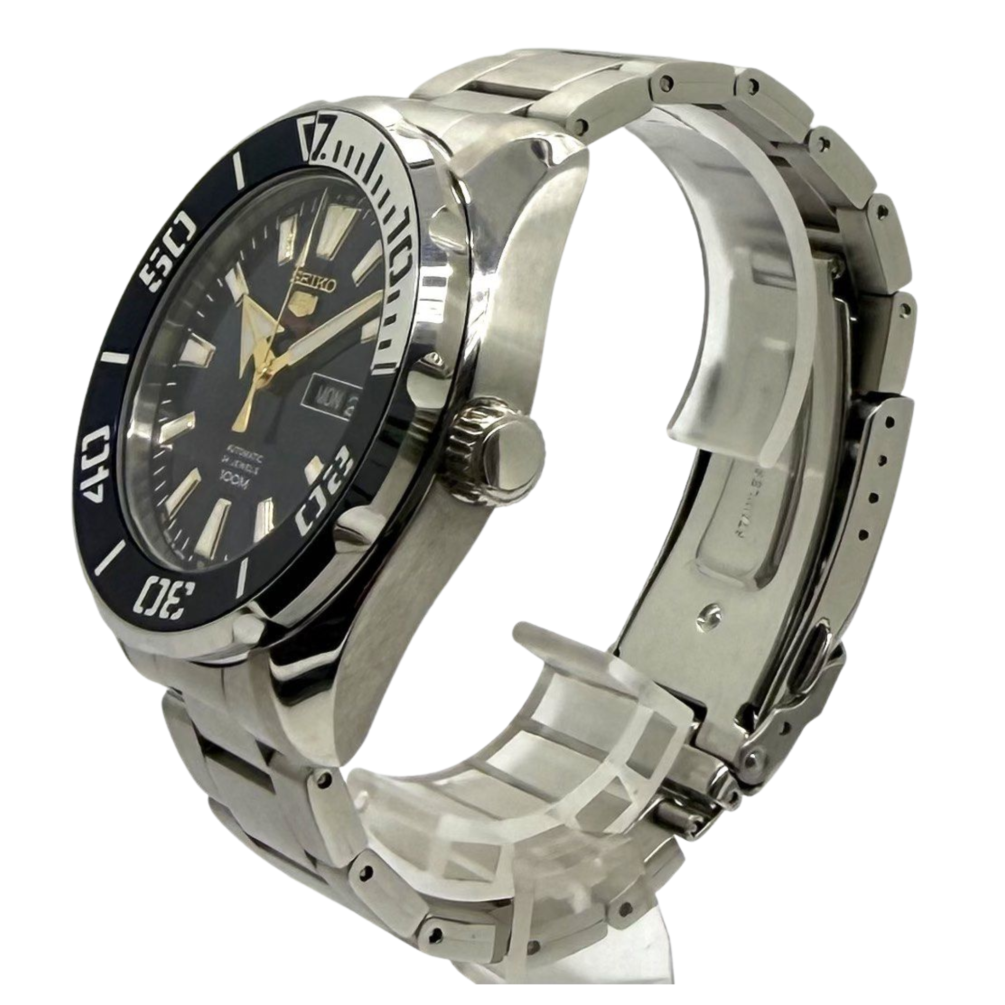 SEIKO 5 4R36-06H2 Watch